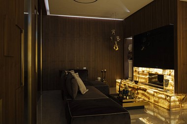 MANGINI ARREDAMENTI REALIZZAZIONI