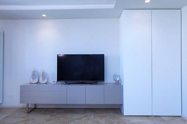 MANGINI ARREDAMENTI REALIZZAZIONI