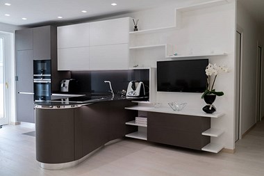 MANGINI ARREDAMENTI REALIZZAZIONI