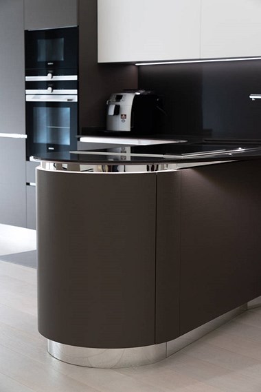 MANGINI ARREDAMENTI REALIZZAZIONI