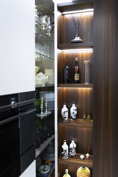 MANGINI ARREDAMENTI REALIZZAZIONI