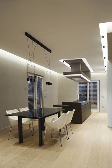 MANGINI ARREDAMENTI REALIZZAZIONI