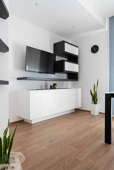 MANGINI ARREDAMENTI REALIZZAZIONI