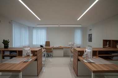 MANGINI ARREDAMENTI REALIZZAZIONI