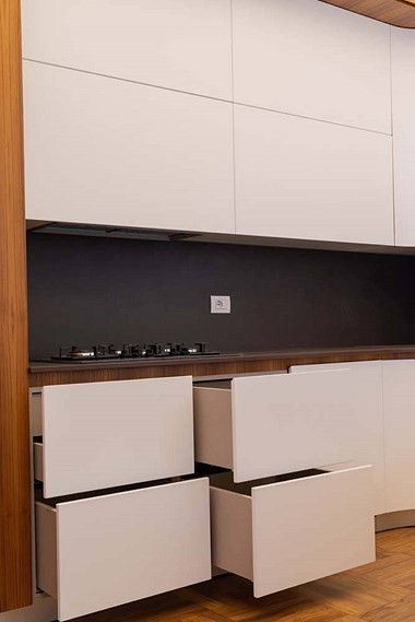 MANGINI ARREDAMENTI REALIZZAZIONI